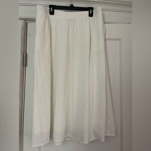 Lane Bryant NWT White Eyelet Stretch Skirt, 18/20